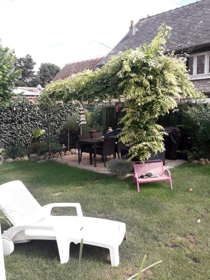 Aline Et Dim Bed and Breakfast Mereville  Buitenkant foto