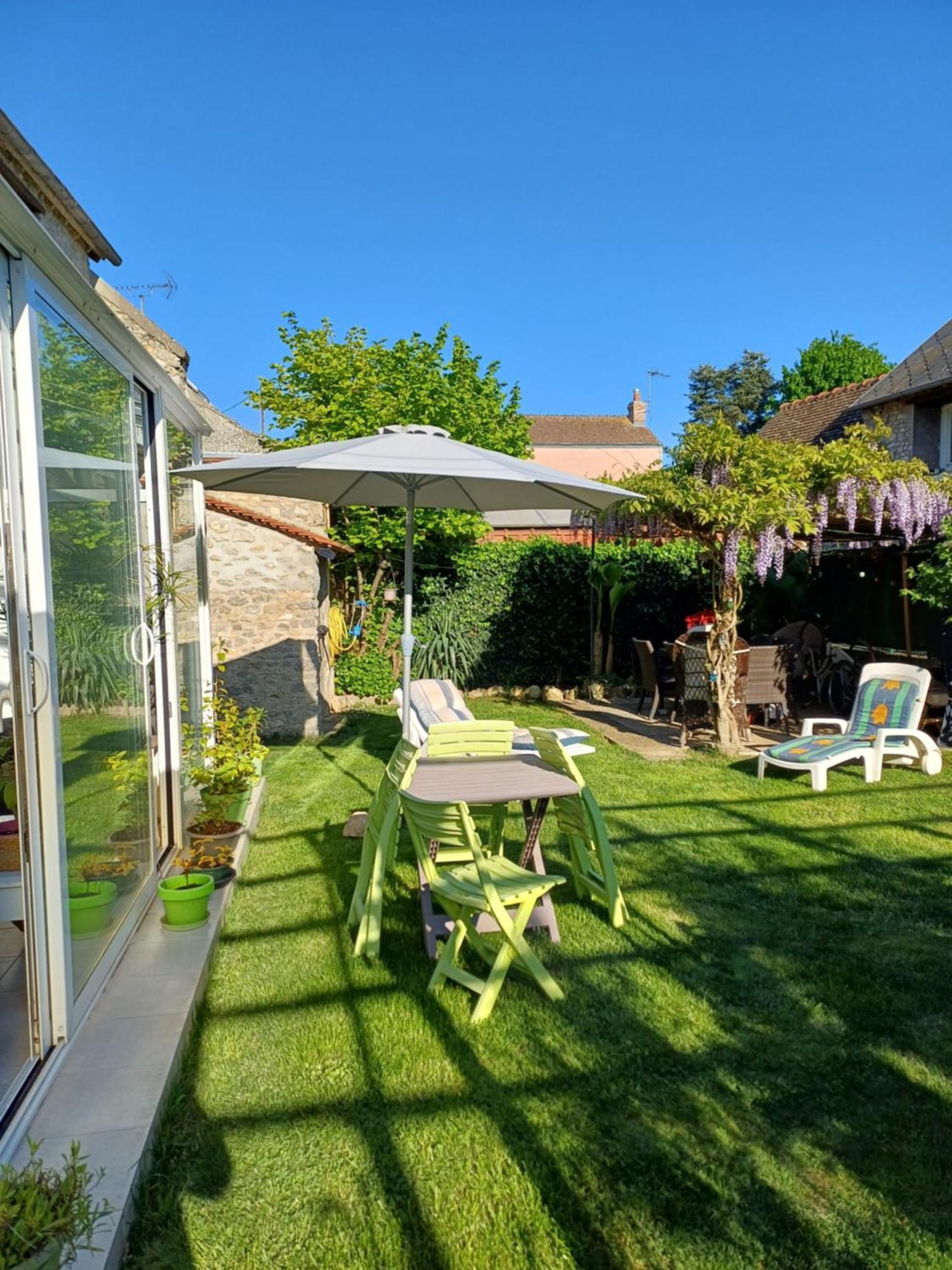 Aline Et Dim Bed and Breakfast Mereville  Buitenkant foto